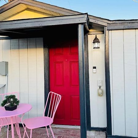 New Tiny Home Uptown Фінікс Екстер'єр фото